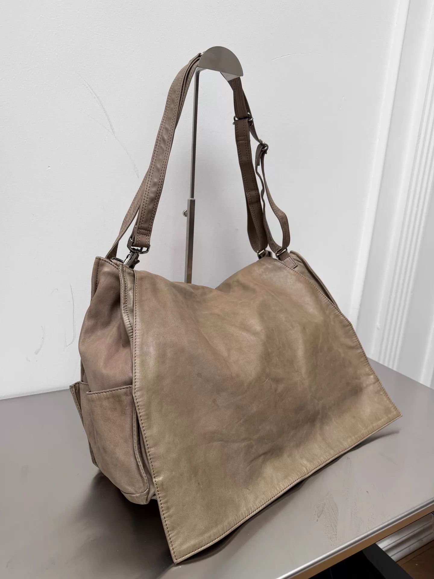 Yohji Yamamoto Yohji Yamamoto Y's Horse Leather Beige Flap 2way Crossbody Size ONE SIZE - 3 Thumbnail