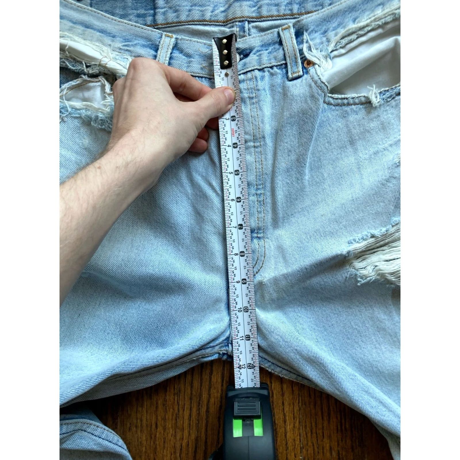 Levi's VTG Levis 501 Jeans Mens 32x29 Made in USA Blue Light Wash Thrashed Distressed Size US 34 / EU 50 - 6 Thumbnail
