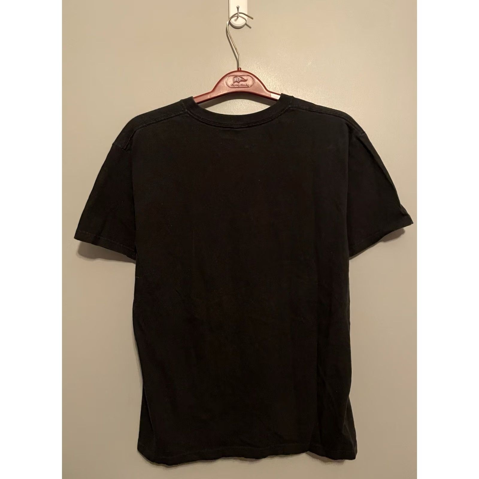 Vintage VINTAGE AC/DC Mens T-Shirt Black Red Wings Merch L (B454) Size US L / EU 52-54 / 3 - 3 Thumbnail