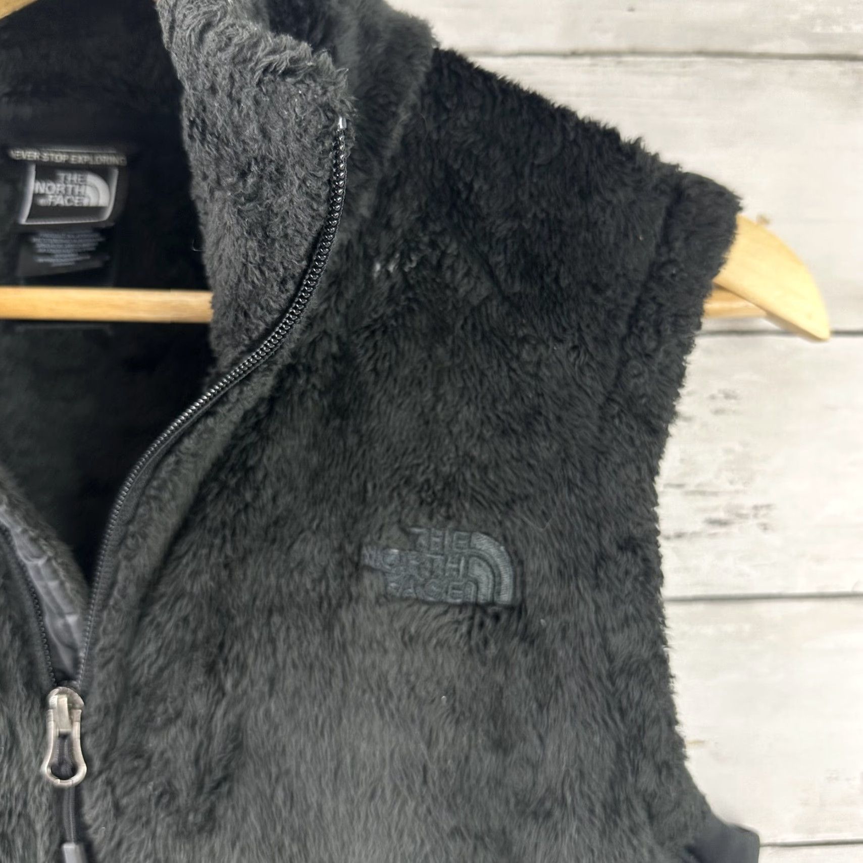 The North Face The North Face Fleece Vest Women’s Size Medium Black Full Zip Outdoor Camp Size M / US 6-8 / IT 42-44 - 3 Thumbnail