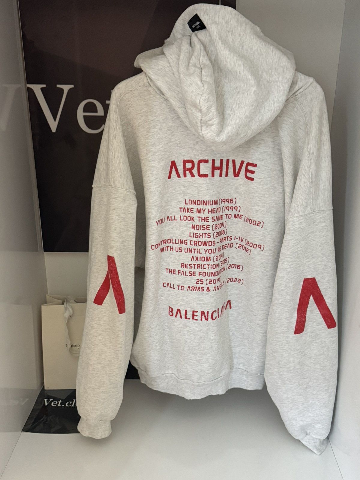 Balenciaga ✅Balenciaga Archive distressed zip hoodie limited edition Size US M / EU 48-50 / 2 - 7 Thumbnail