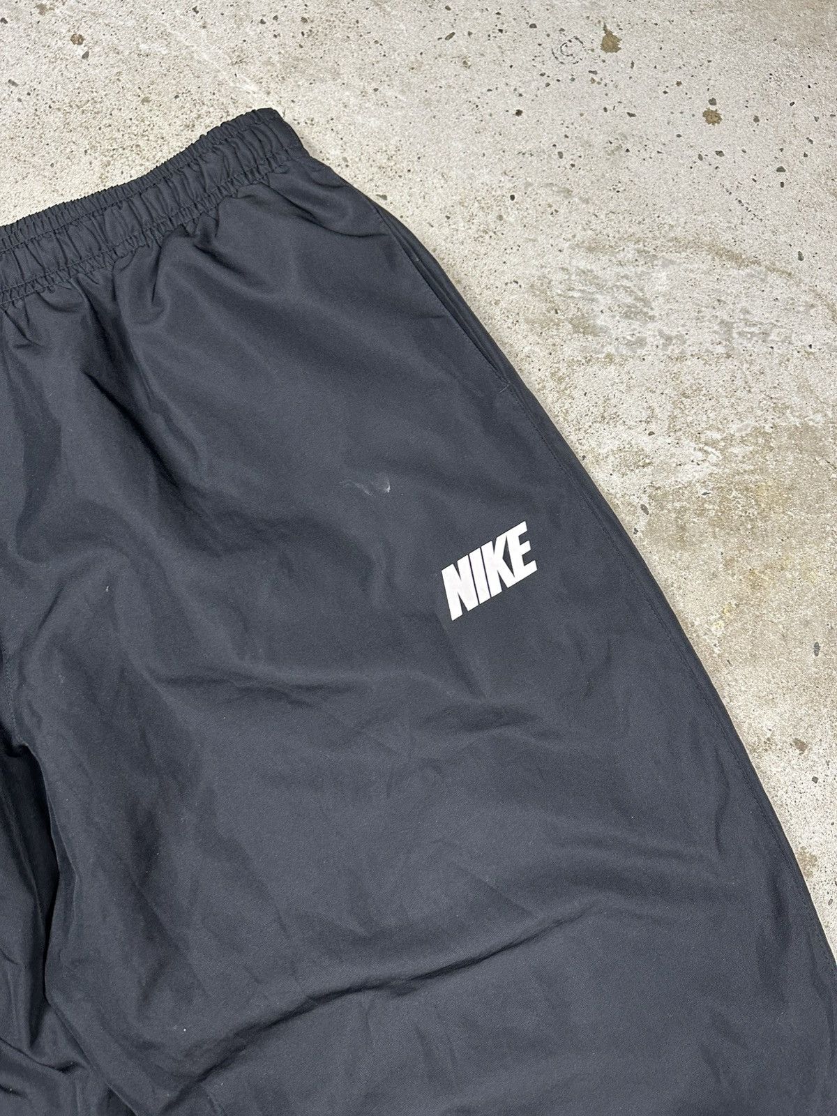 Nike Vintage Y2K Nike Black Baggy Track Pants Swoosh Spell Out Size US 36 / EU 52 - 7 Thumbnail