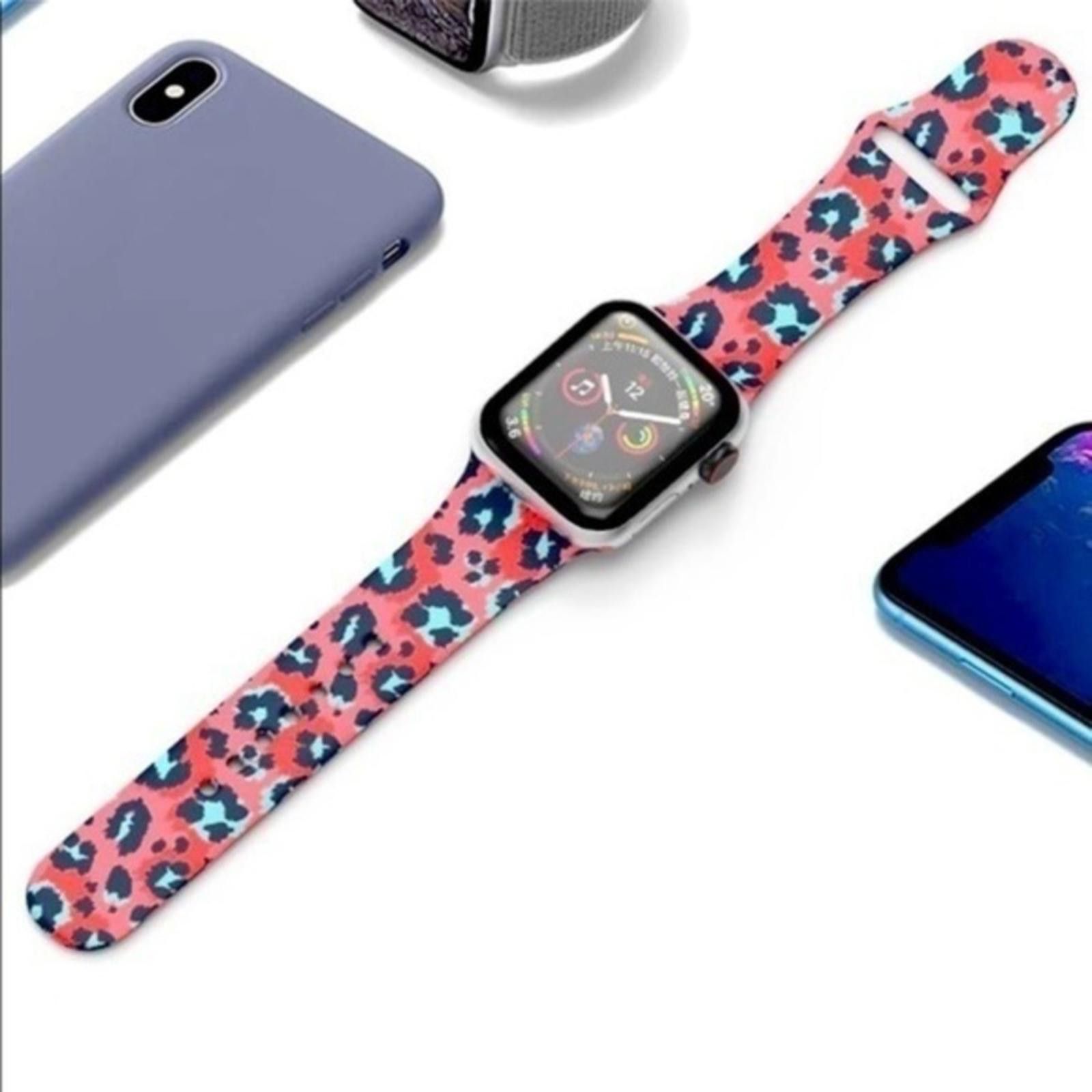 Designer Apple Watch Band NWT Size ONE SIZE - 1 Thumbnail