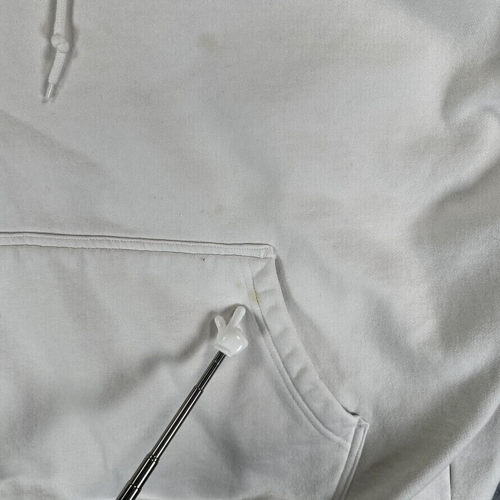 Vintage VINTAGE Long Beach California Hoodie Mens 2XL White Fleece Pullover Sweatshirt Size US XXL / EU 58 / 5 - 6 Thumbnail