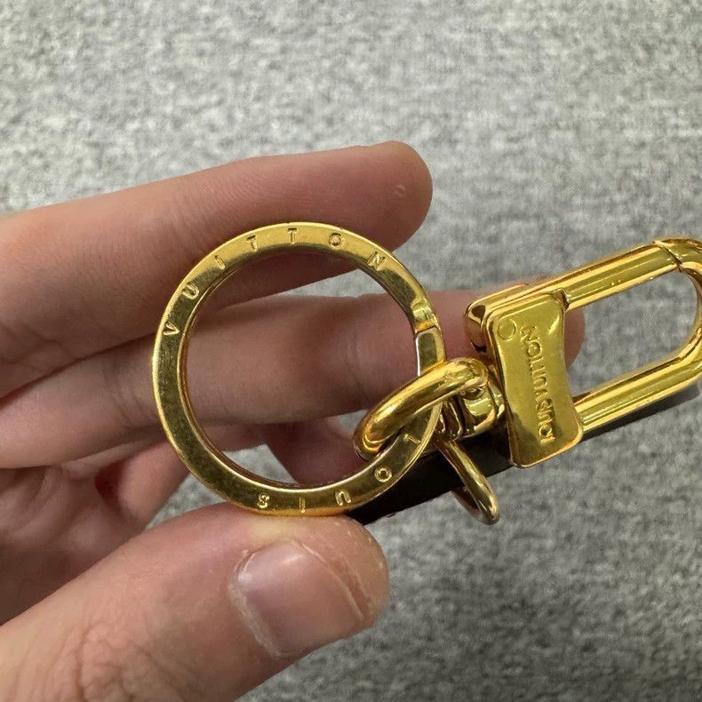 Louis Vuitton louis vuitton valentines day keychain-2507 Size ONE SIZE - 6 Thumbnail