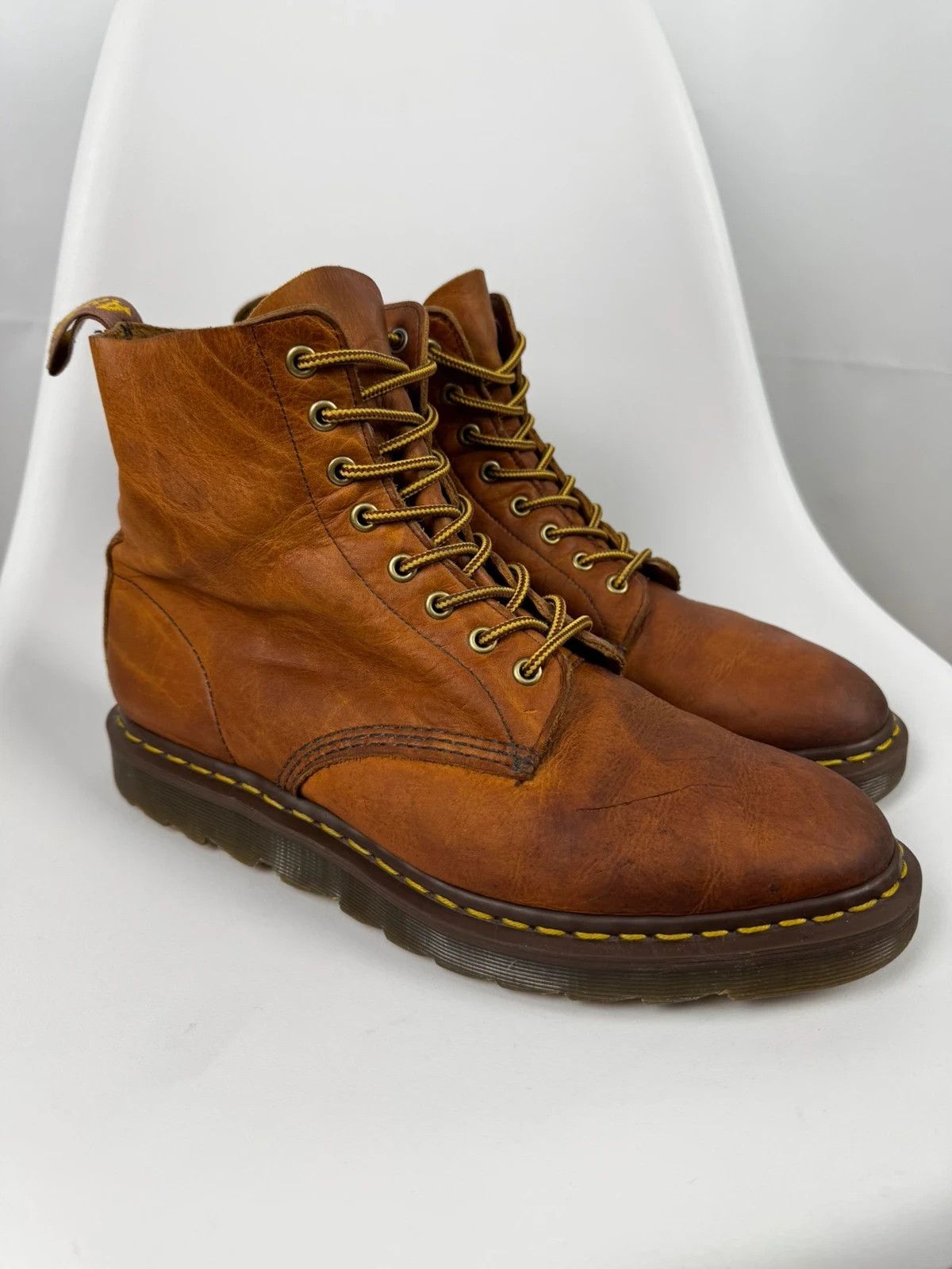 Dr. Martens Dr. Martens Genuine Leather Boots Vintage size 43 Size US 10 / EU 43 - 1 Thumbnail