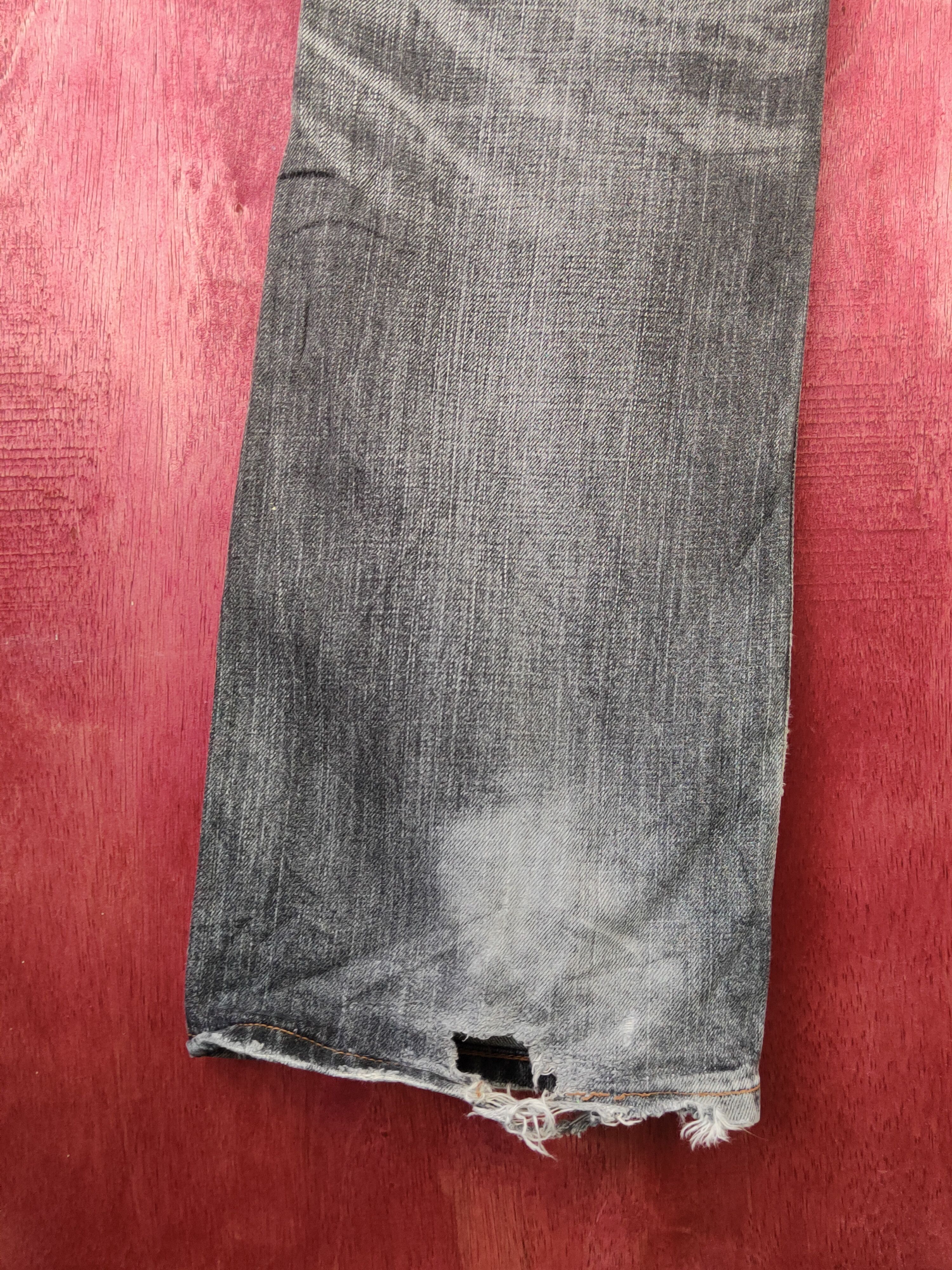 Levi's DL Levi's Black Faded Distressed vintage Denim #S1524 Size 30" / US 8 / IT 44 - 4 Thumbnail
