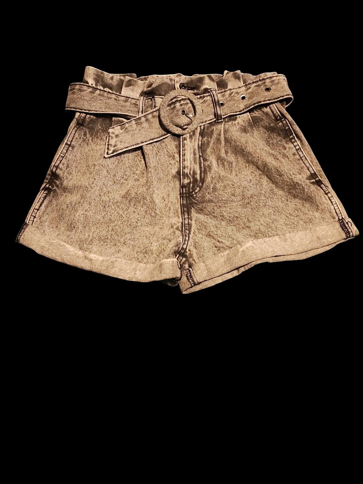 Forever 21 Forever 21 High Waist Paperbag Denim Shorts with Belt Size 32" / US 10 / IT 46 - 1 Thumbnail