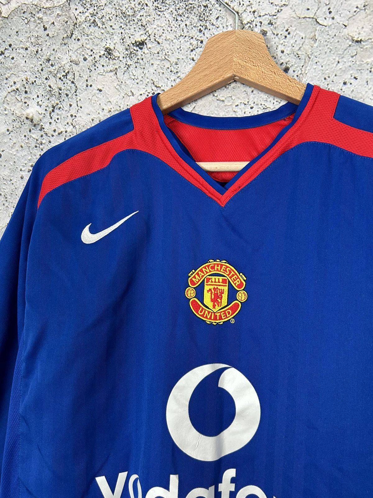 Nike Vintage Manchester United Nike Vodafone Soccer Jersey Rare Size US L / EU 52-54 / 3 - 3 Thumbnail