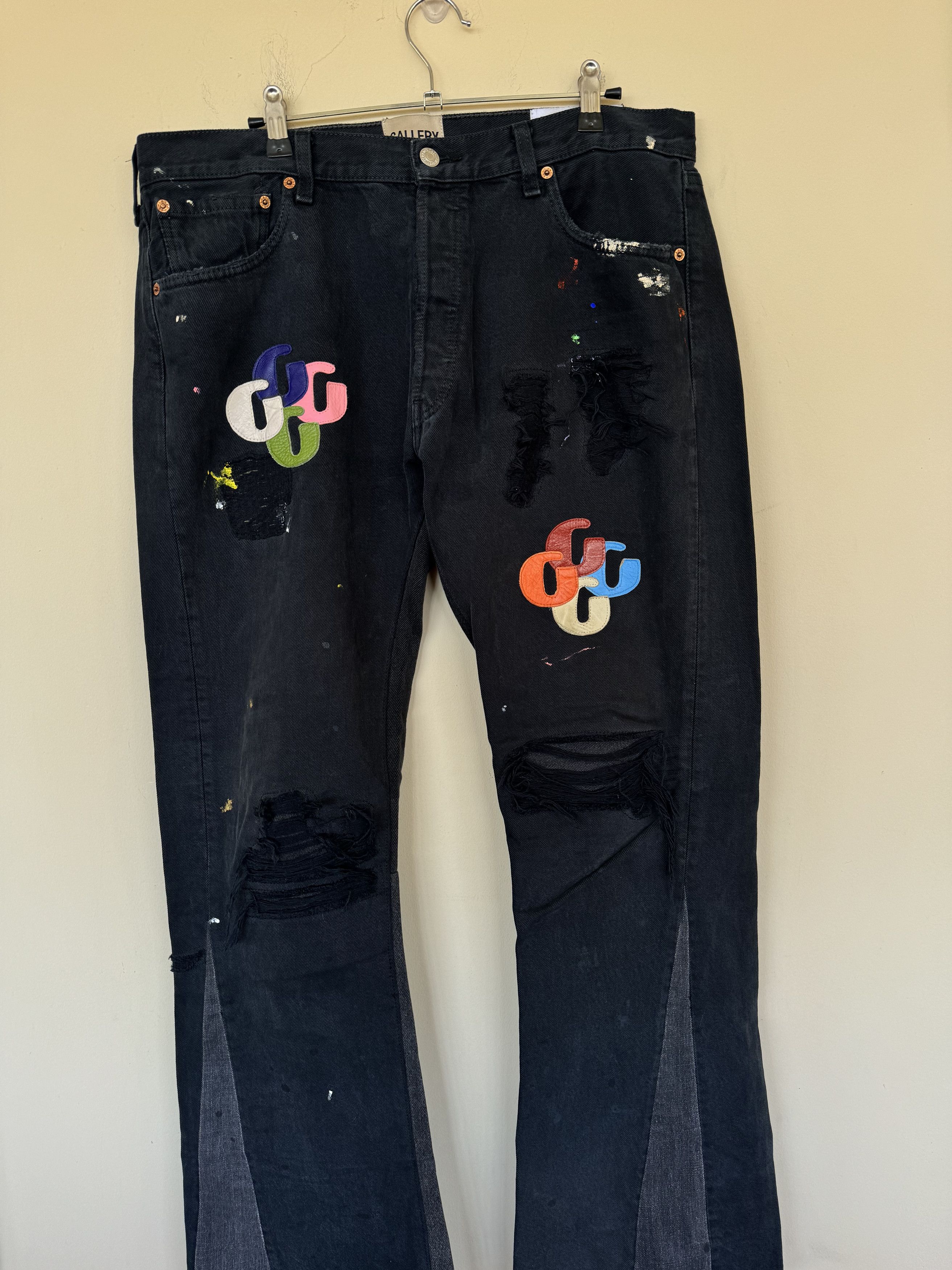 Gallery Dept. 1/1 Black Gallery Dept Flares W G Patches Size US 33 - 2 Thumbnail