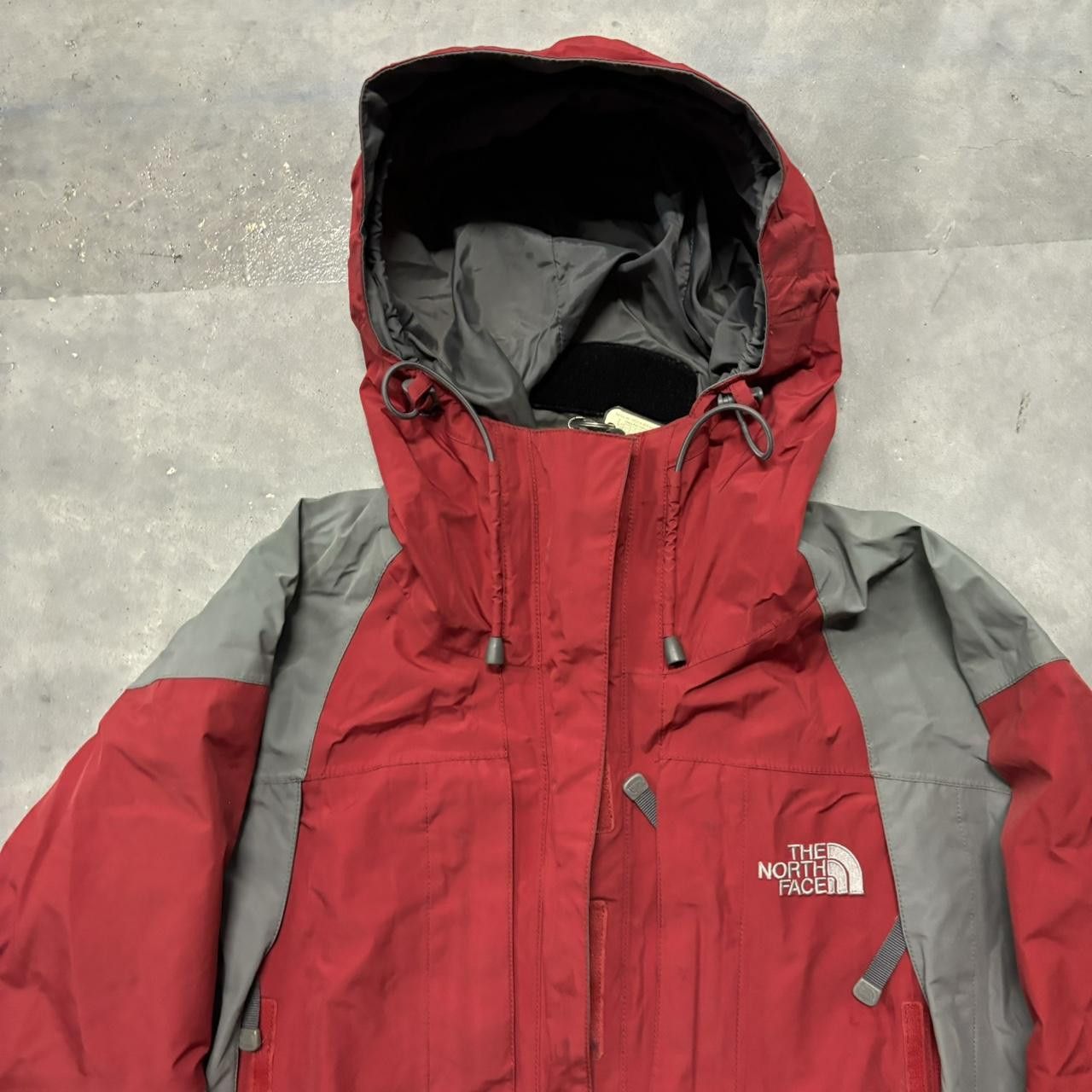 The North Face × Vintage The North Face Red Summit Series Gore-Tex Hooded Zip Up Jacket! Size S / US 4 / IT 40 - 2 Thumbnail