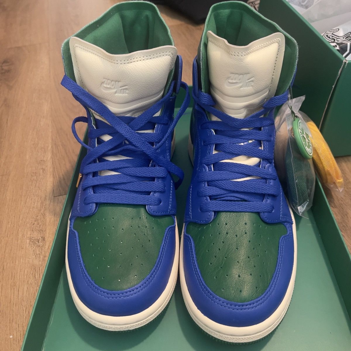 Jordan Brand Jordan 1 High Zoom CMFT Califia Aleali May (W) Size US 9.5 / IT 39.5 - 3 Thumbnail