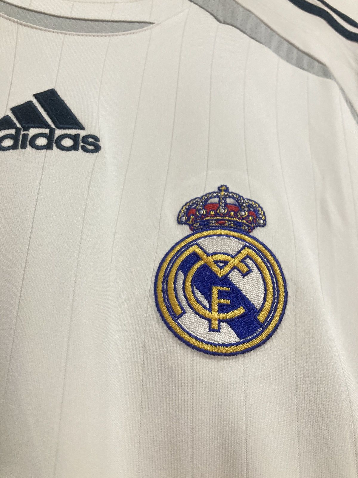 Adidas Real Madrid Teamgeist Jersey 2006/07 Large Size US L / EU 52-54 / 3 - 6 Thumbnail