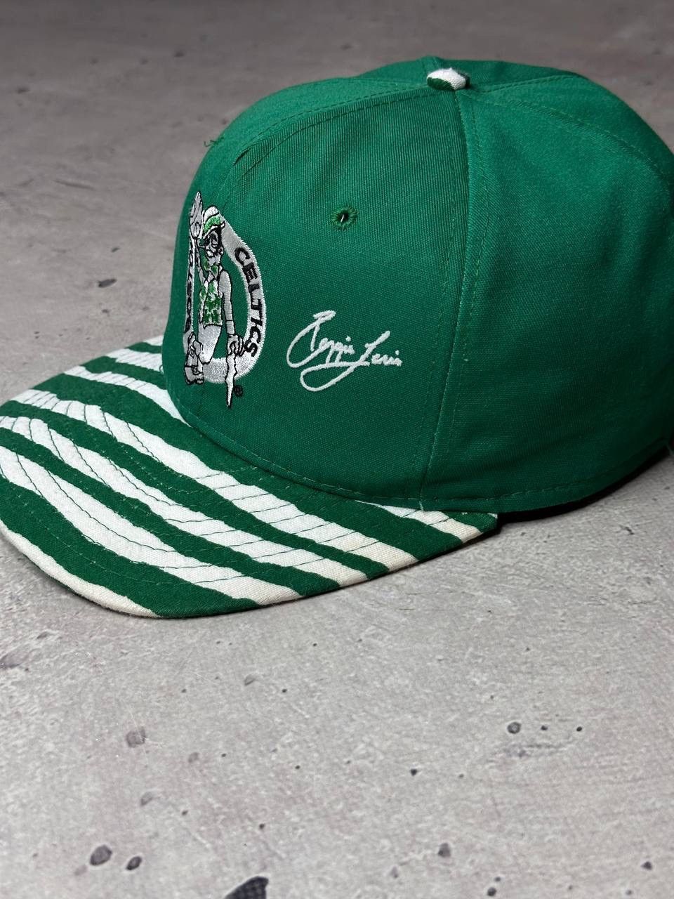 NBA × Vintage Larry Bird Boston Celtics Made in USA SnapBack Cap Rare 90s Size ONE SIZE - 5 Thumbnail