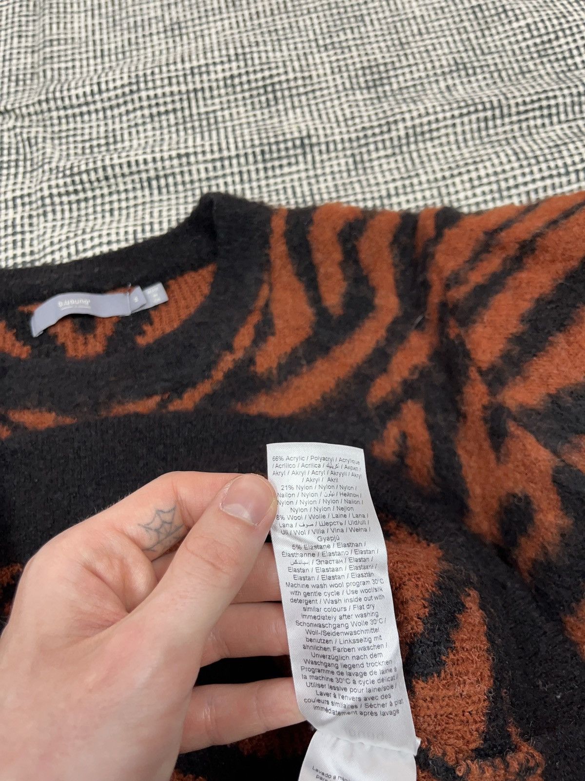 Japanese Brand ➕ y2k style tiger fuzzy boxy sweater harajuku Japanese vibes Size US M / EU 48-50 / 2 - 4 Thumbnail