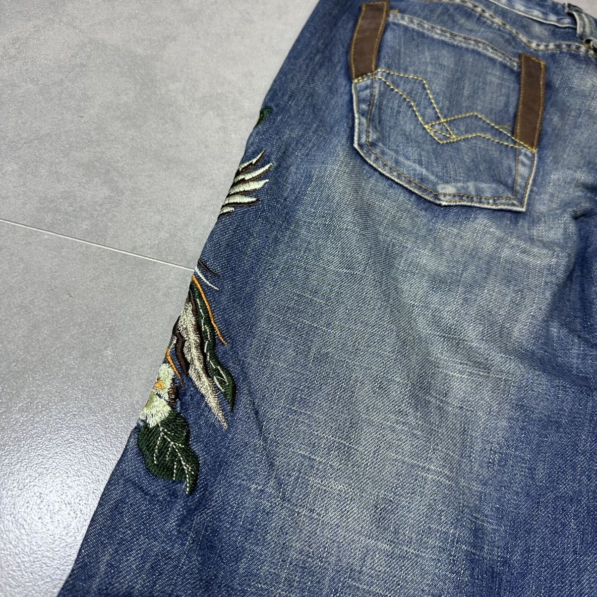Replay 00s Replay Floral Bird Embroidery Straight Jeans Size 30" / US 8 / IT 44 - 8 Thumbnail