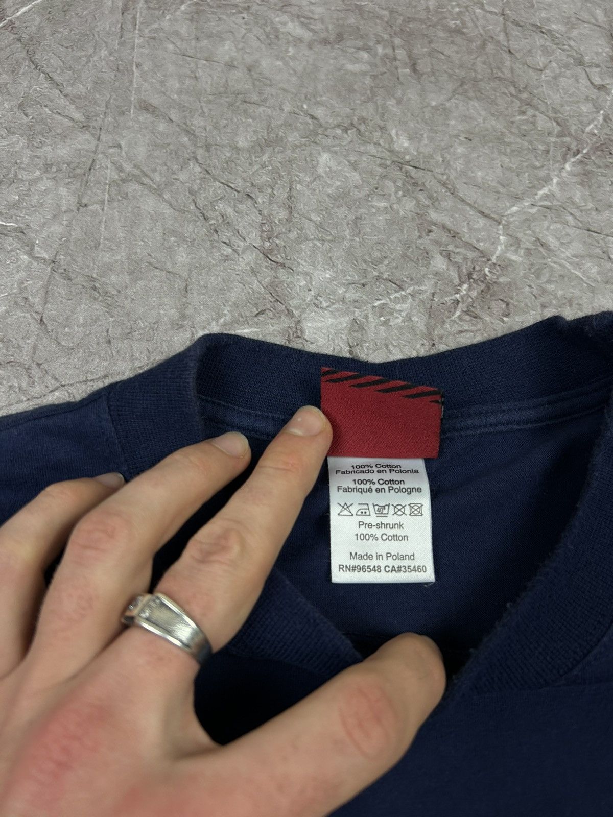 Oakley ☠️OAKLEY Vintage T shirt OOs Central Logo Size M Size US M / EU 48-50 / 2 - 6 Thumbnail