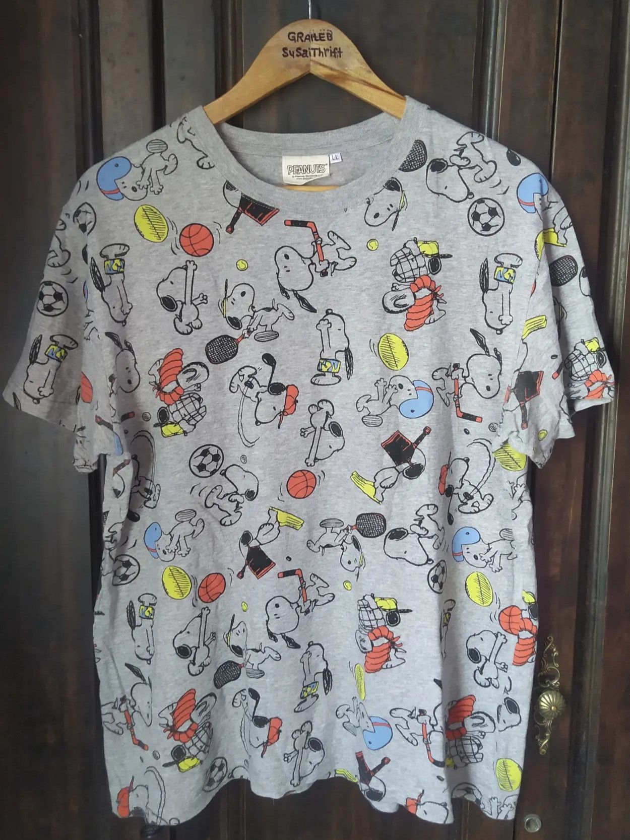 Cartoon Network VINTAGE Peanuts Snoopy All Over Print (AOP) Sports T-Shirt Size US XL / EU 56 / 4 - 1 Thumbnail