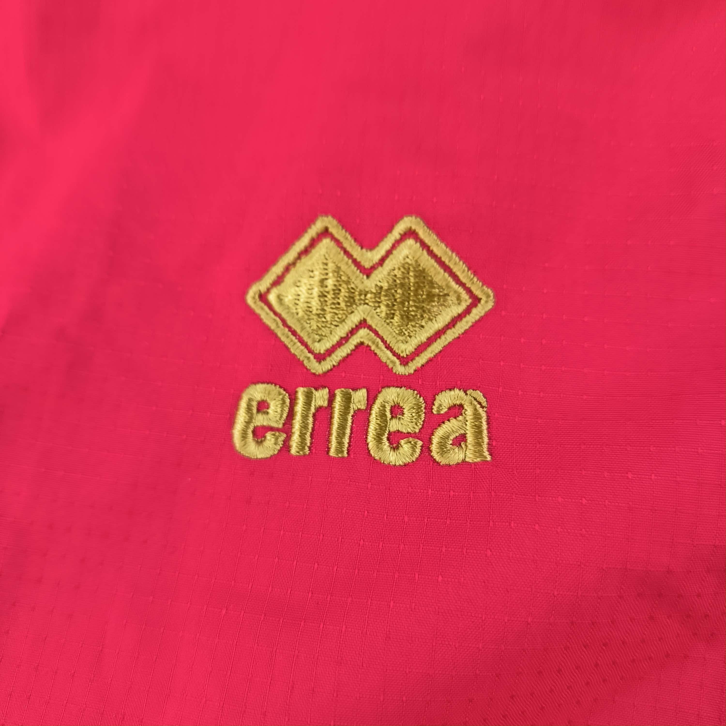 Errea MK Dons Errea football training top size XS Size US XS / EU 42 / 0 - 5 Thumbnail