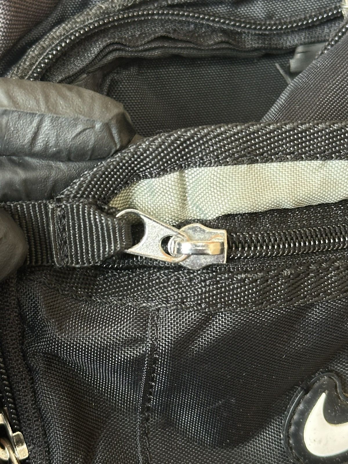 Nike Nike Y2K archive backpack with mesh side pockets. Size ONE SIZE - 10 Thumbnail
