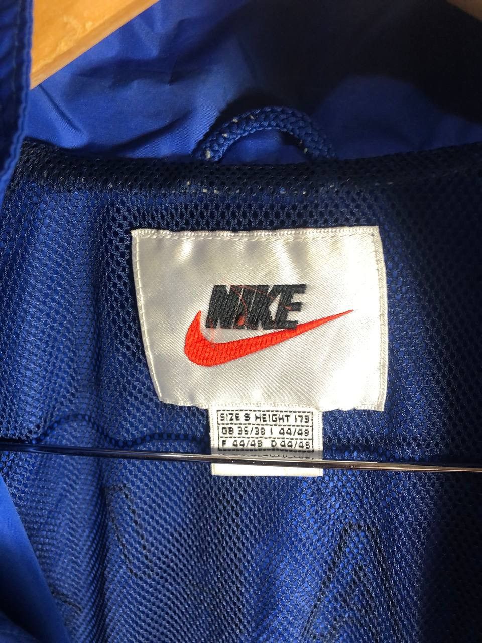 Nike VINTAGE NIKE ITALY SOCCER JERSEY JACKET RETRO BLOKE Y2K 90s Size US S / EU 44-46 / 1 - 6 Thumbnail
