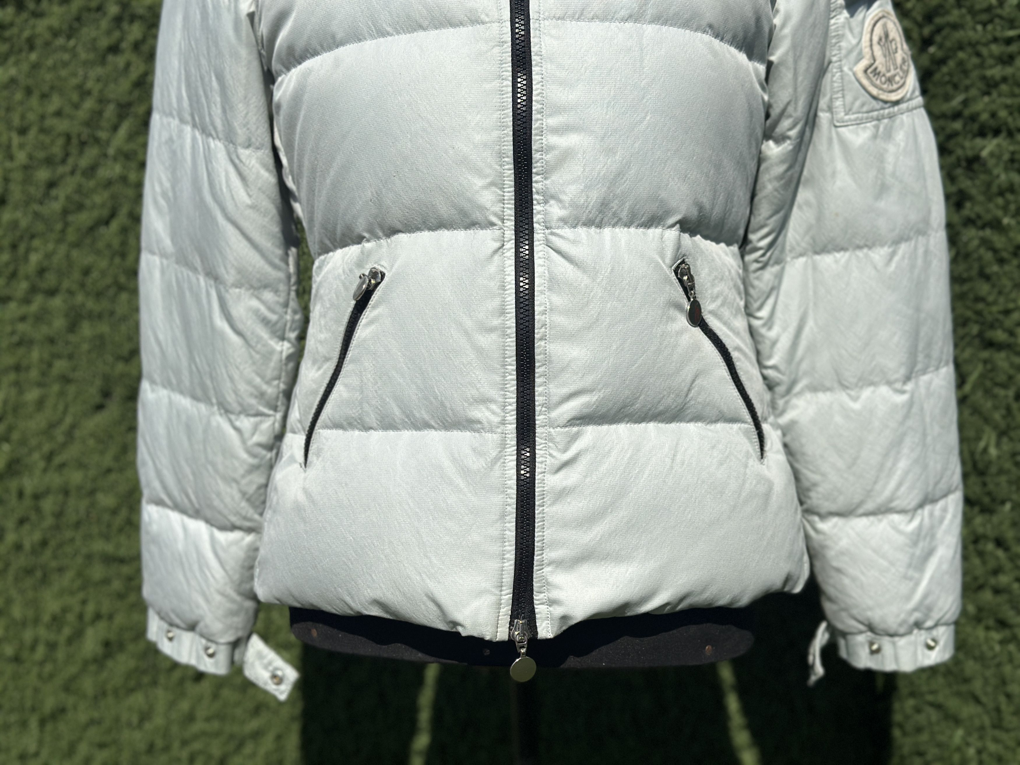 Moncler Metallic Moncler Doudoune Puffer Down Jacket Size 3 M Size L / US 10 / IT 46 - 4 Thumbnail