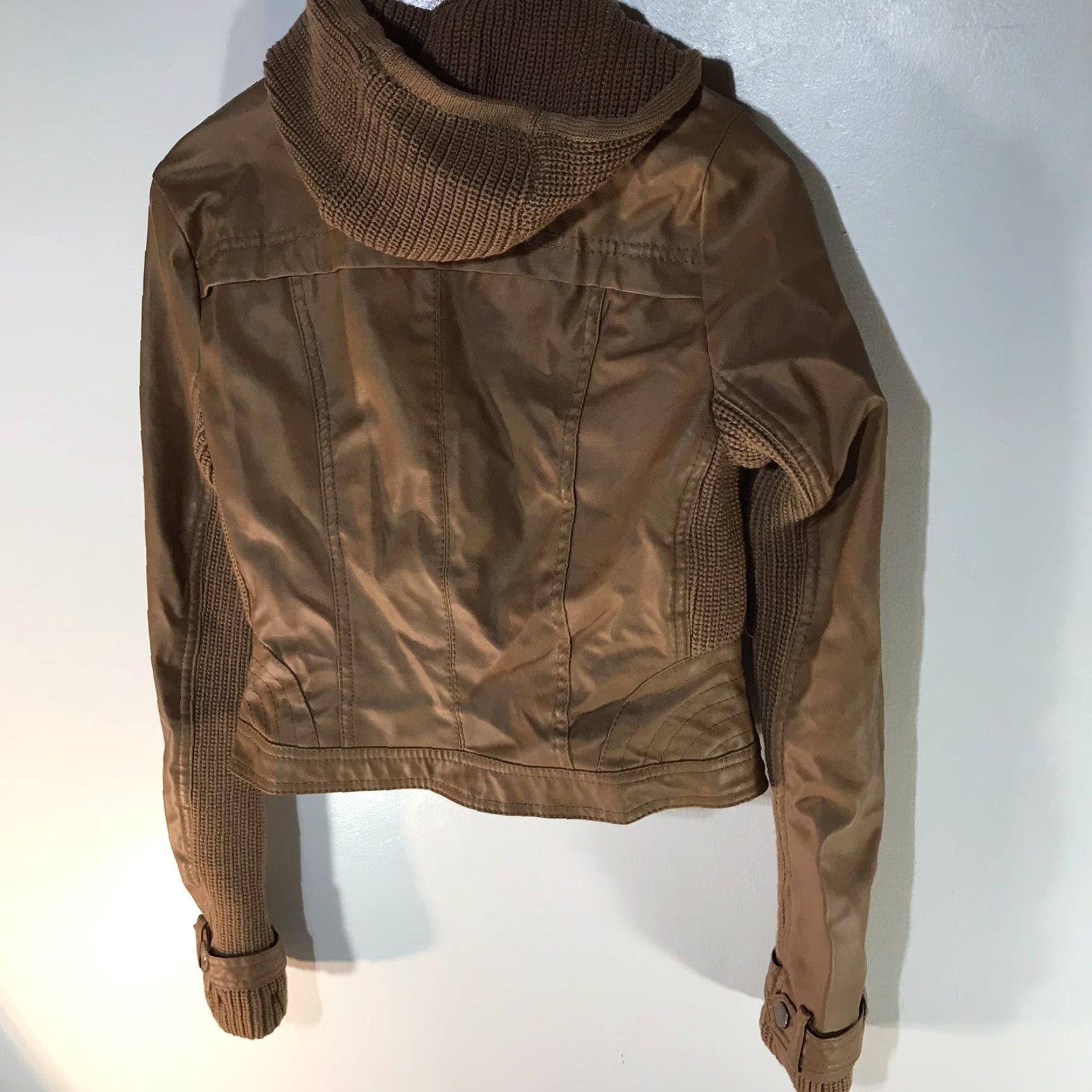 Camel Ci Sono By Cavalini Camel 100% Vegan Leather Cropped Moto Jacket Womens Size M Size M / US 6-8 / IT 42-44 - 5 Thumbnail