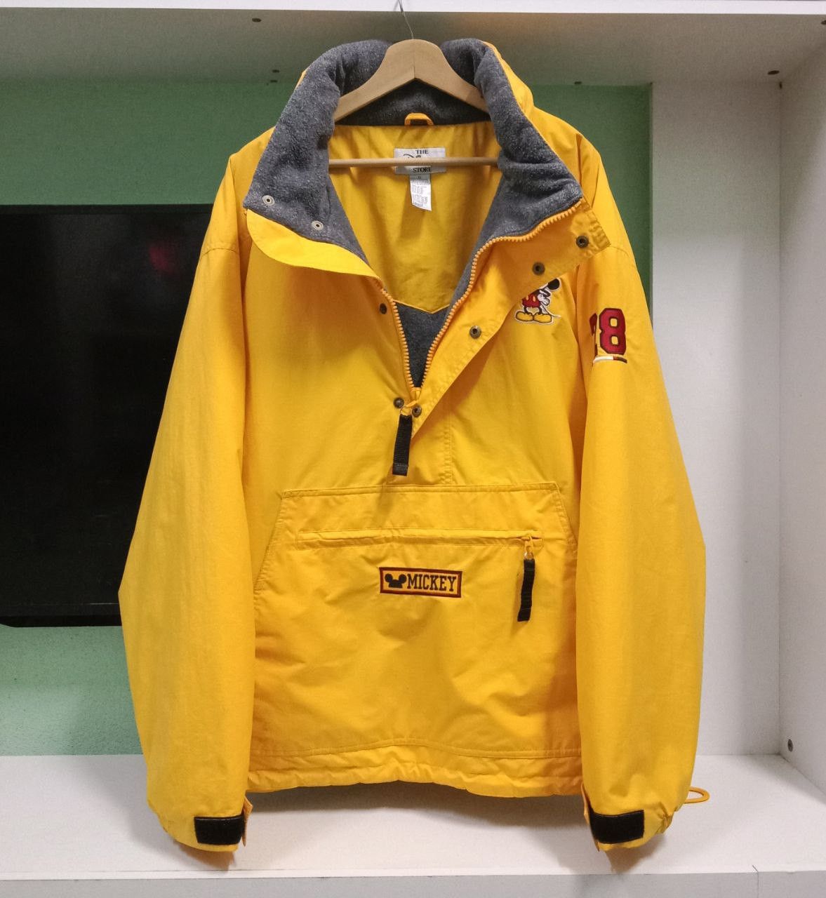 Mickey Mouse The Disney Store Mickey Mouse Pullover Jacket Size US XL / EU 56 / 4 - 8 Thumbnail