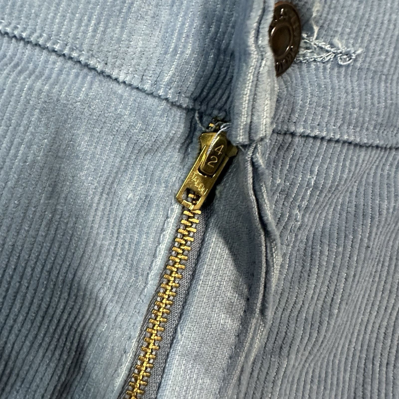 Levi's × Vintage NWT Vintage 70s Levi’s 646 Corduroy Bell Bottom Pants 36x32 Size US 36 / EU 52 - 9 Thumbnail