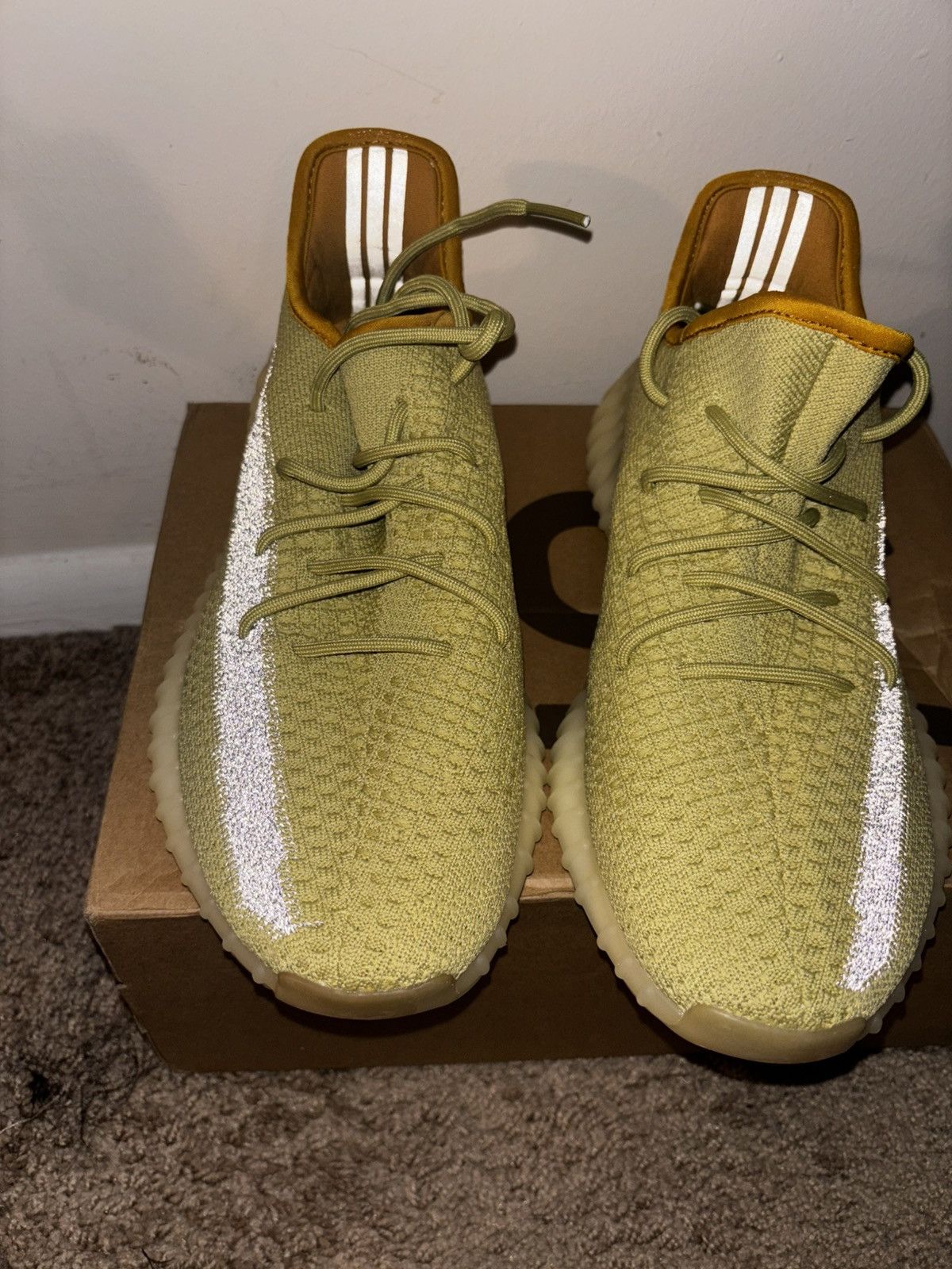 Yeezy Yeezy 350 V2 Marsh Size US 9.5 / EU 42-43 - 8 Thumbnail
