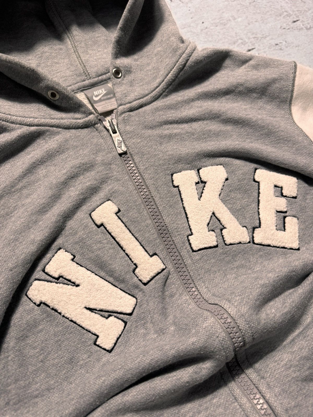 Nike × Vintage NIKE VINTAGE CENTER LOGO OVERSIZE BOXY HOODIE Size US L / EU 52-54 / 3 - 5 Thumbnail