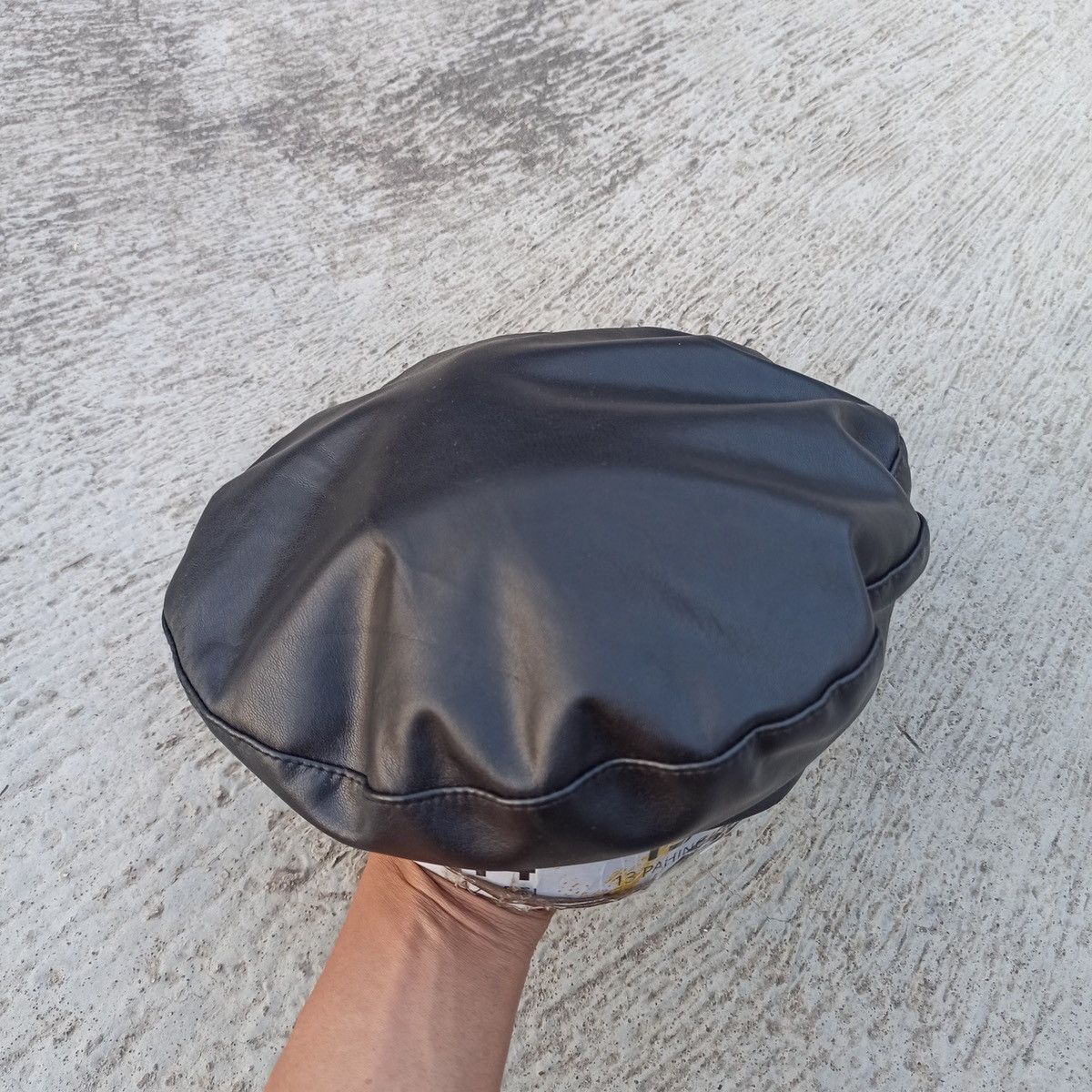 Leather Leather beret Size ONE SIZE - 3 Thumbnail