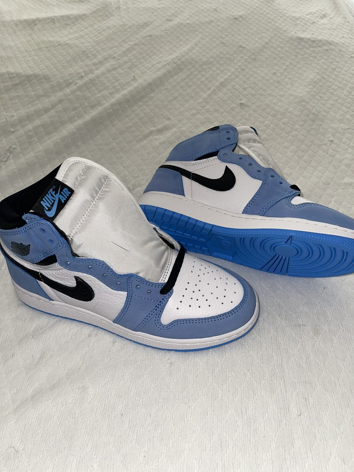 Jordan Brand × Nike Nike Air Jordan Retro OG University Blue 7Y women’s 8 Size US 7 / EU 40 - 3 Thumbnail