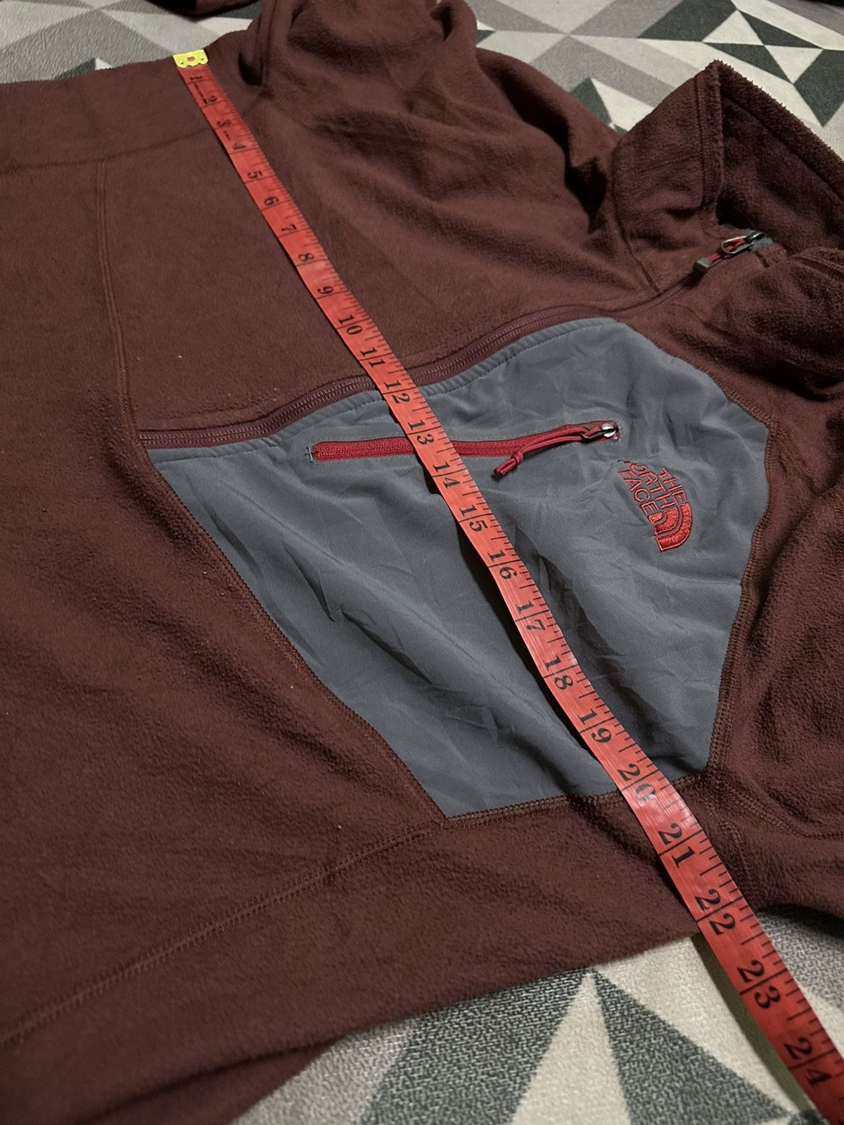 The North Face The North Face Tech 100 fleece half zipper pullover in brown Size US L / EU 52-54 / 3 - 7 Thumbnail