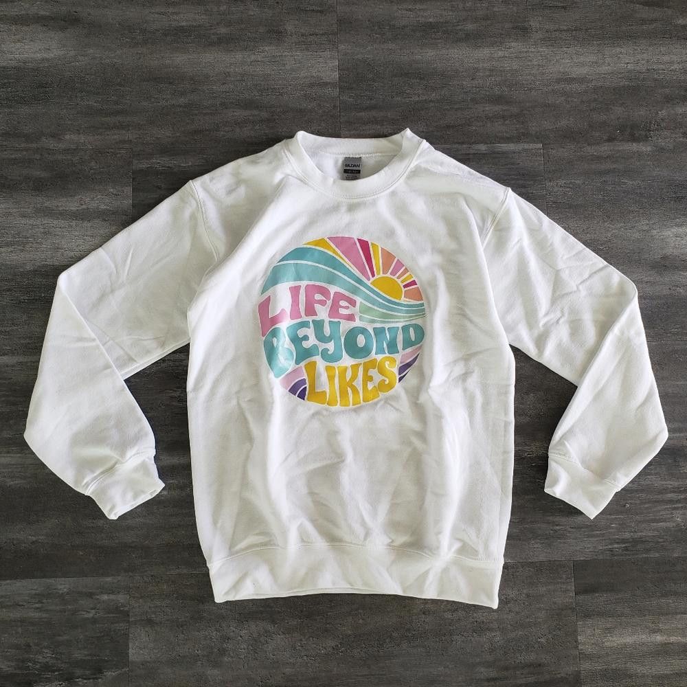 Gildan White Life Beyond Likes Sweatshirt Long Sleeve Size S / US 4 / IT 40 - 1 Thumbnail
