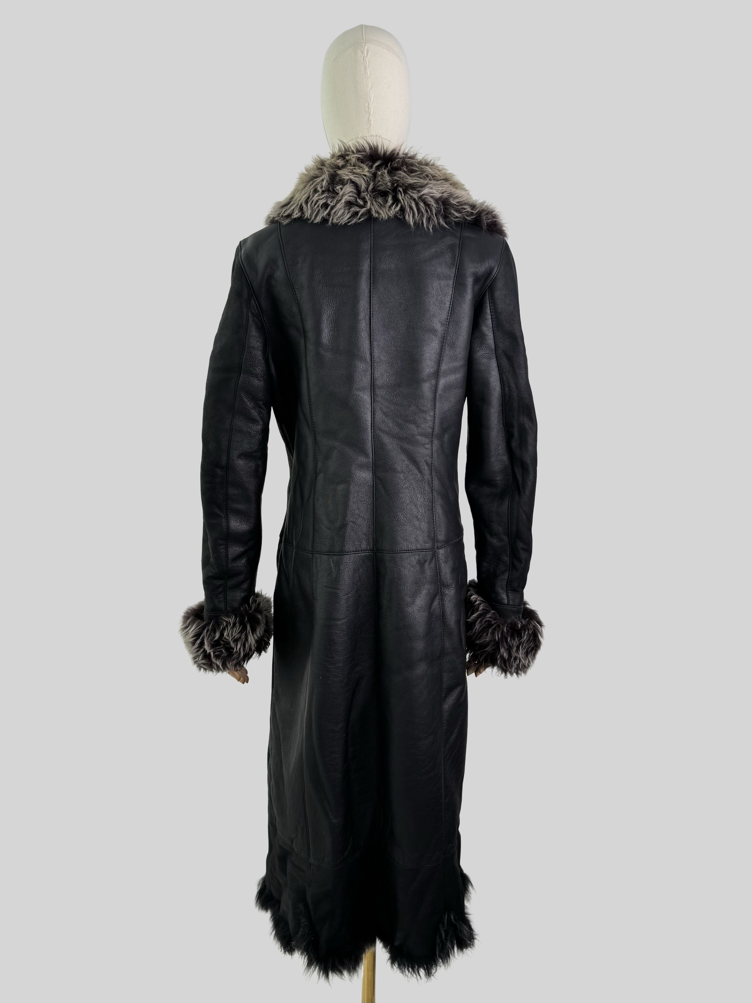 Vintage Y2K Sheepskin Leather Coat Black Shearling Long (ET1) Size M / US 6-8 / IT 42-44 - 4 Thumbnail