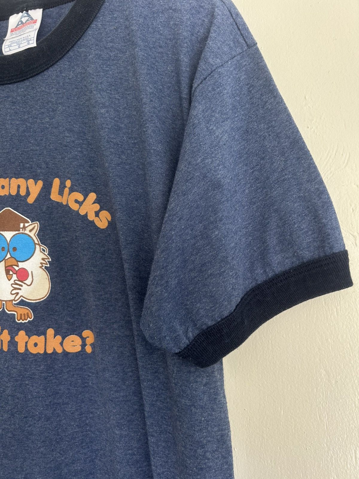 Vintage Vintage Tootsie Pop Owl ‘How Many Licks Does It Take?’ Shirt Size US L / EU 52-54 / 3 - 4 Thumbnail