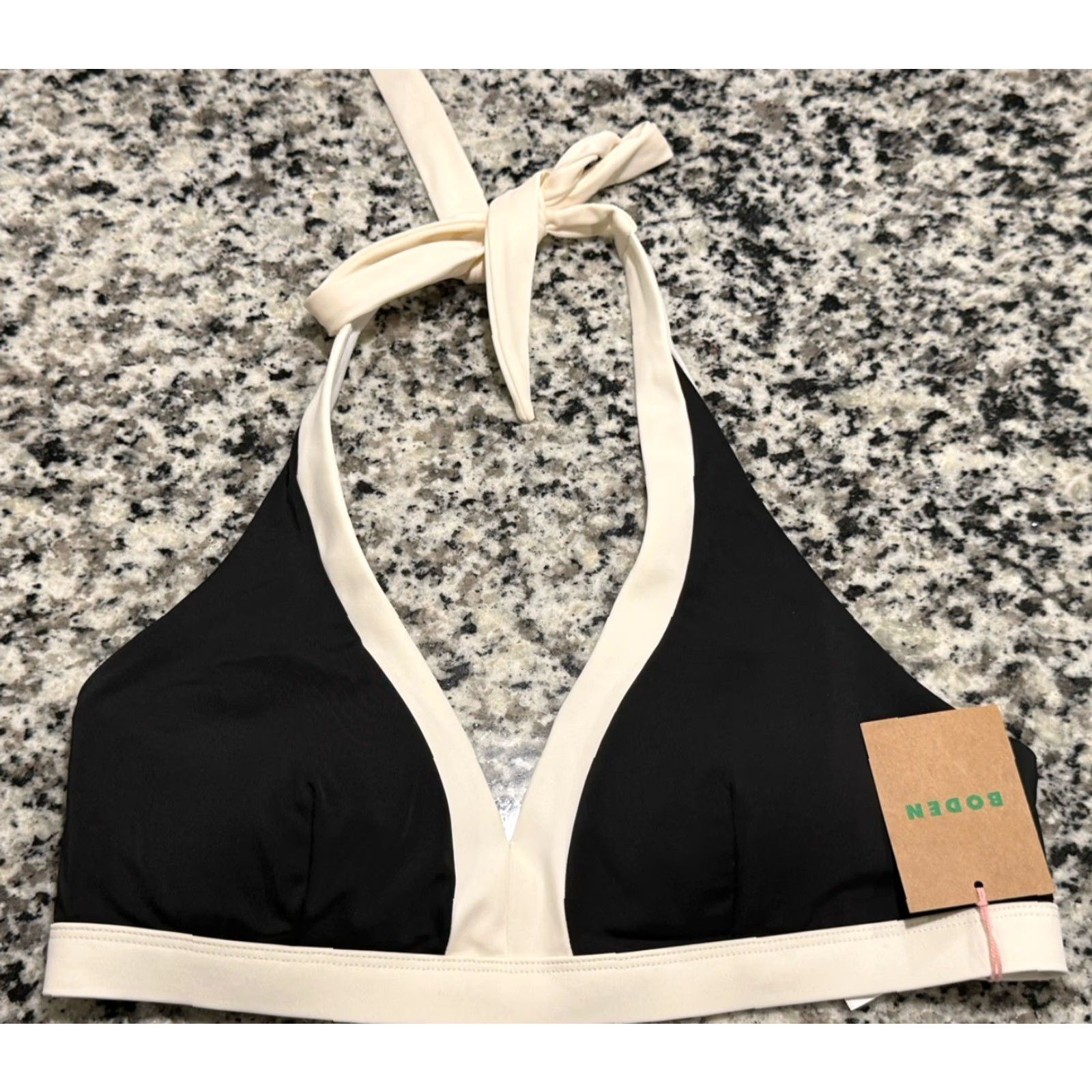 Boden Boden Bikini Top US Size 8 Los V Panel NWT Size M / US 6-8 / IT 42-44 - 3 Thumbnail