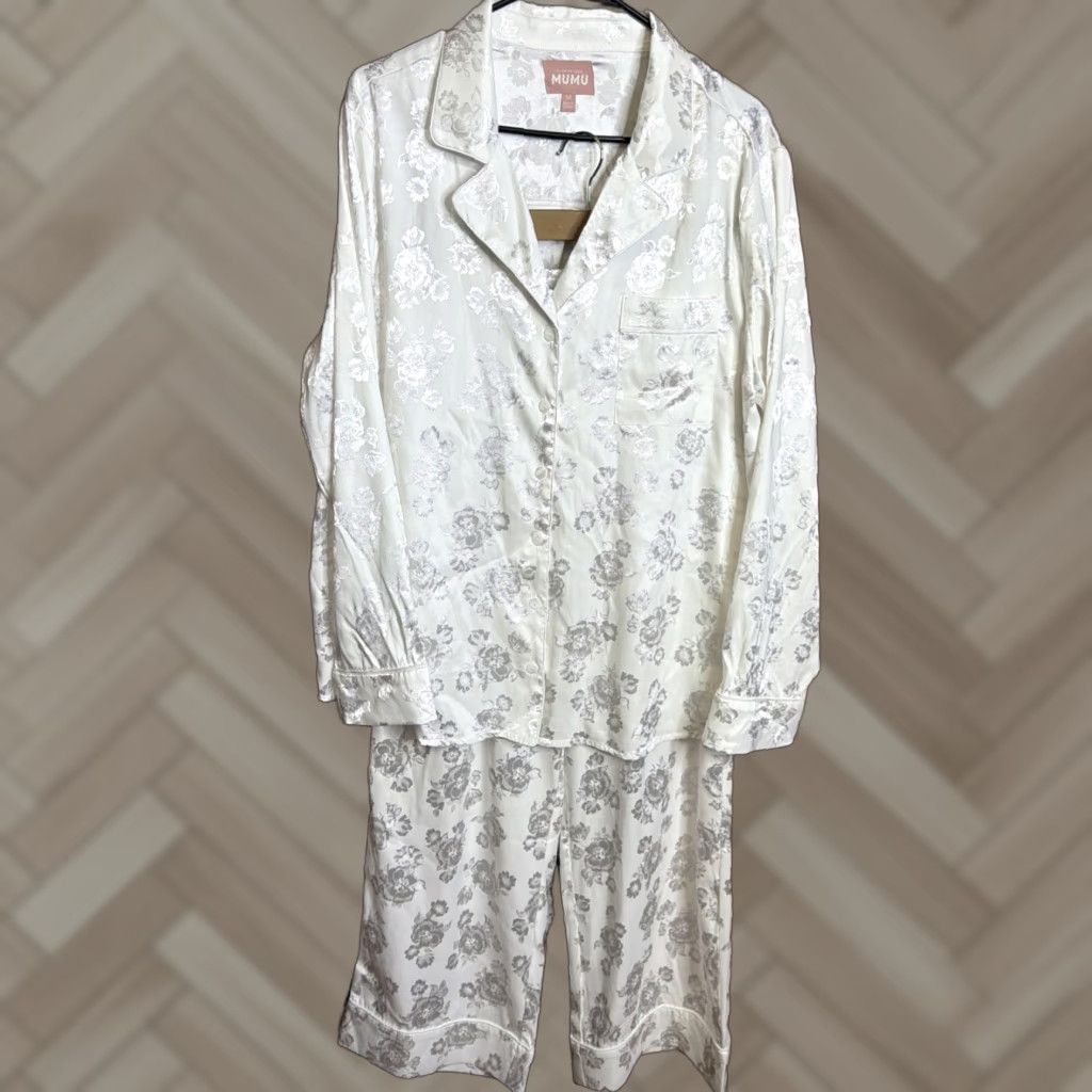 Show Me Your MuMu VINTAGE Show Me Your Mumu Classic PJ Set White Lounge Pajamas Silky Size Medium Women Shirt Camisole Shaping Bottom 90s? Size ONE SIZE - 1 Thumbnail
