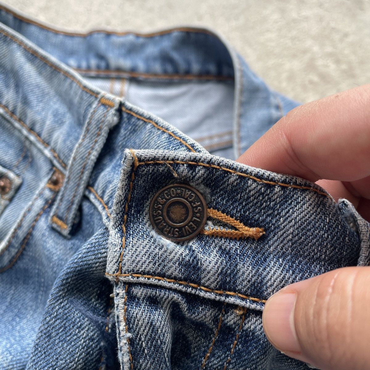 Levi's Vintage Clothing Vintage Levi’s 508 Baggy Faded Jeans Denim Pants W31 Size US 31 - 6 Thumbnail