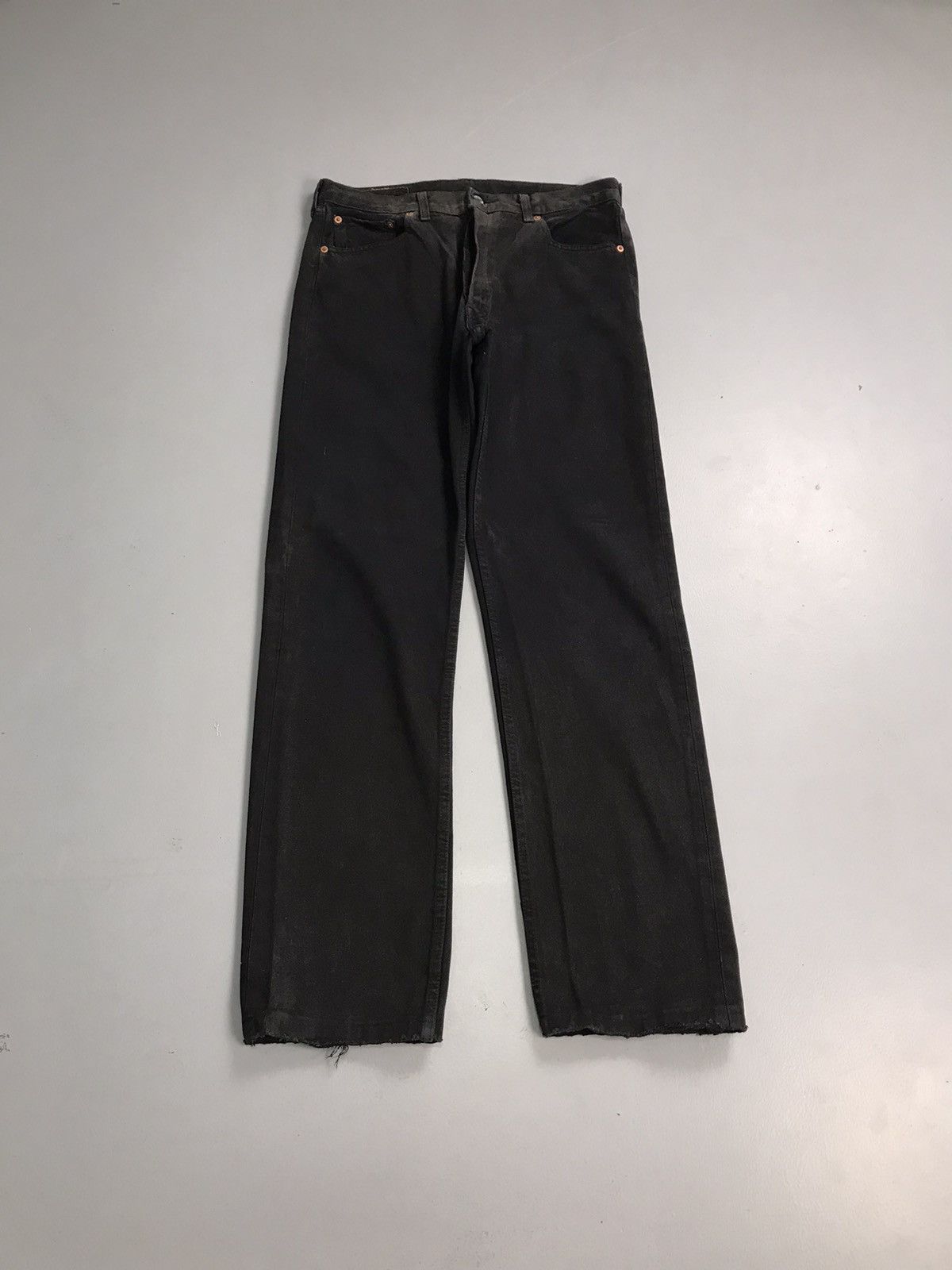 Levi's Vintage Levi’s 501 paper tab denim Size US 34 / EU 50 - 1 Thumbnail