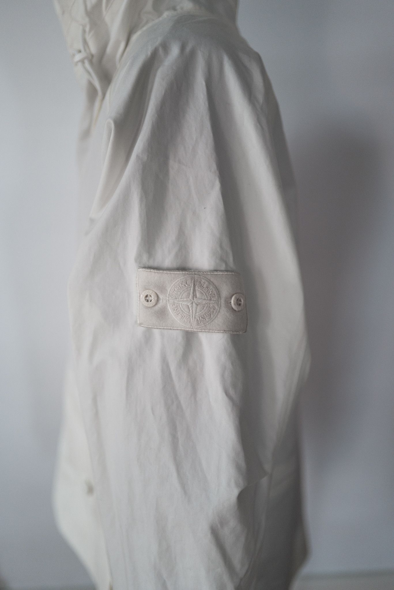 Stone Island STONE ISLAND PULLOVER PARKA GHOST PIECE WHITE SZ. L Size US L / EU 52-54 / 3 - 3 Thumbnail