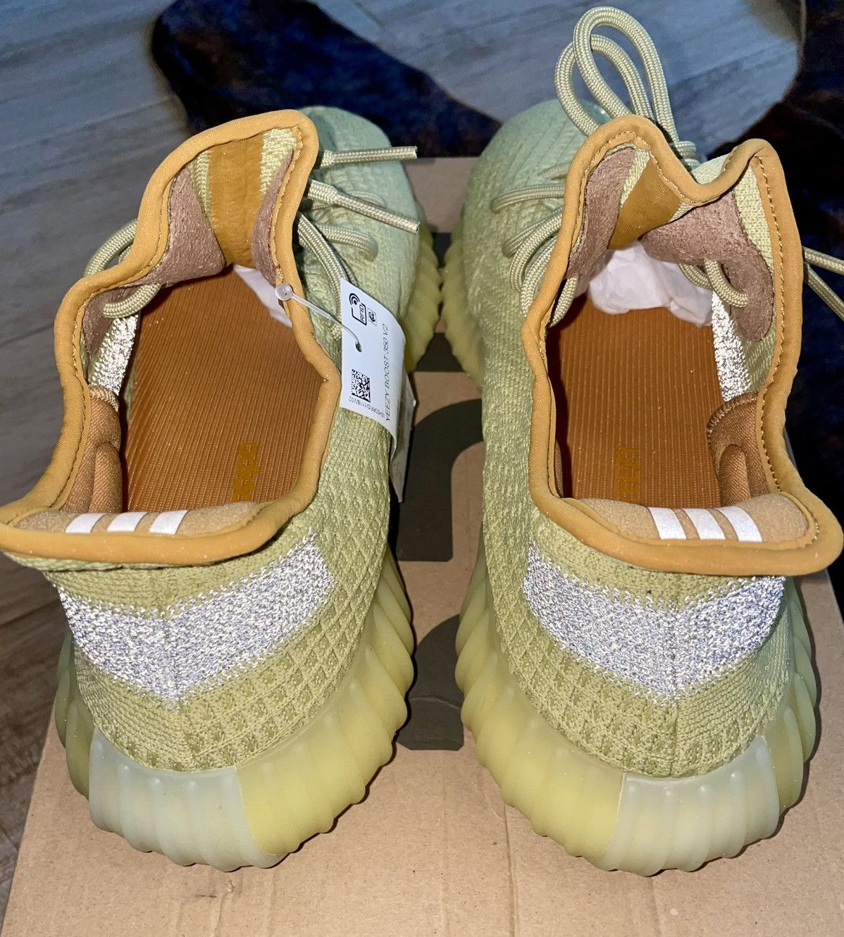 Yeezy Adidas Yeezy Boost 350 V2 Marsh Size 12 New! Size US 12 / EU 45 - 12 Thumbnail