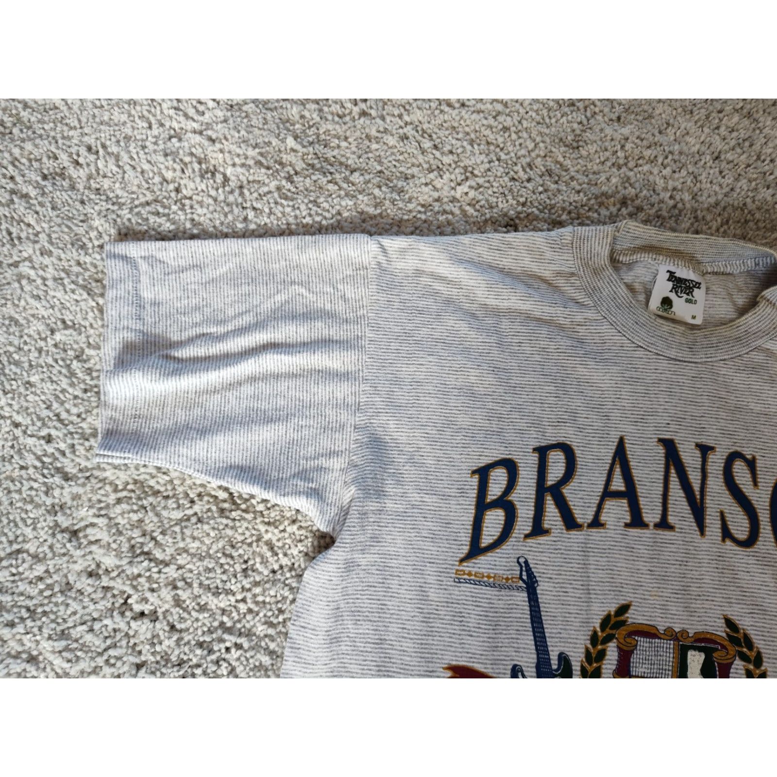 Vintage VINTAGE Tennessee River T-Shirt Shirt Men M Gray 80s 90s Music Branson Missouri Short Sleeve Crew Neck Size US M / EU 48-50 / 2 - 5 Thumbnail