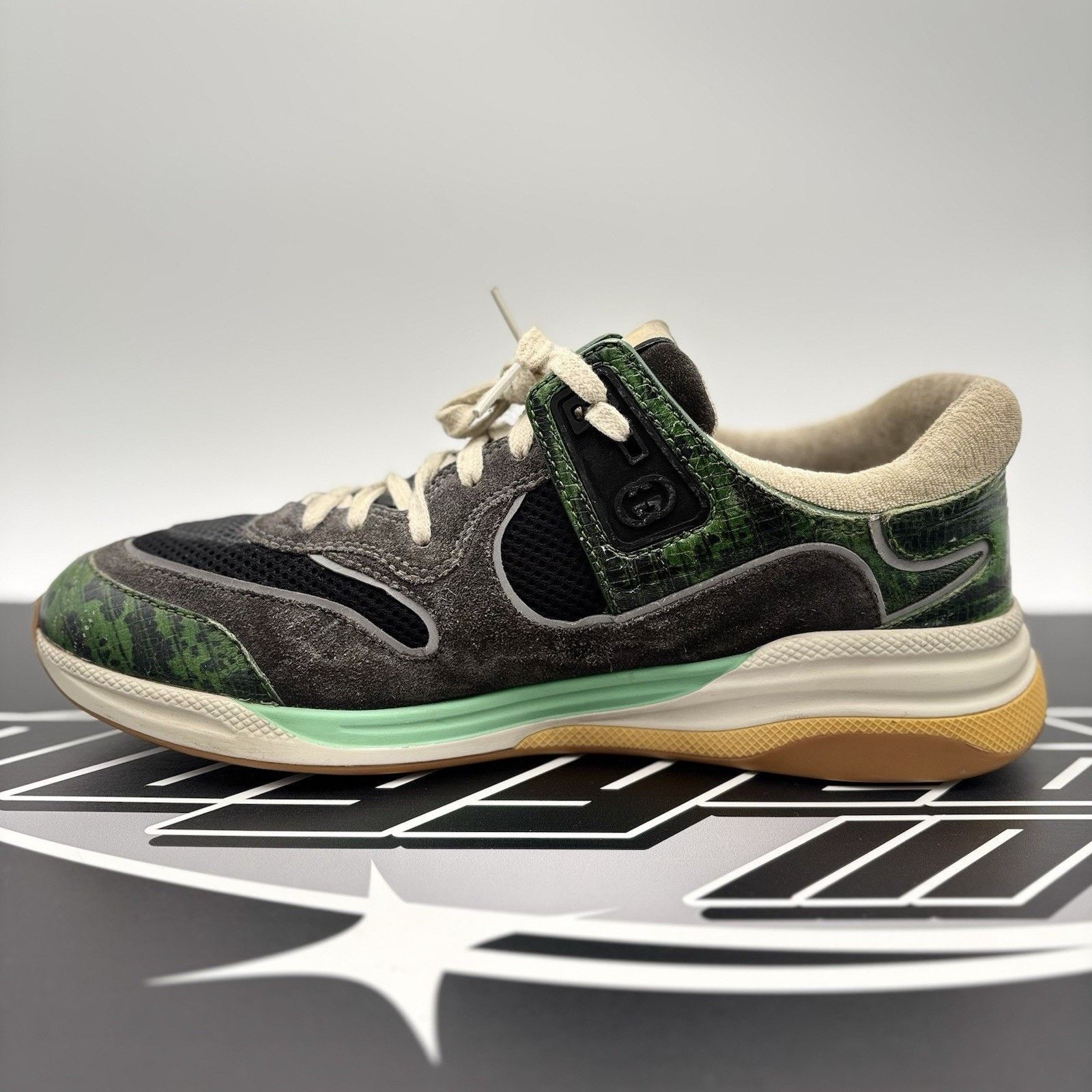 Gucci Gucci Ultrapace ' Green Tejus Printed ' | GOOD CONDITION! Size US 10.5 / EU 43-44 - 4 Thumbnail
