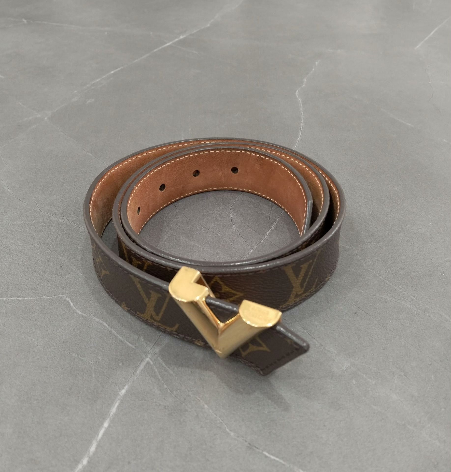 Louis Vuitton Louis Vuitton Belt 37 Men Size ONE SIZE - 1 Thumbnail