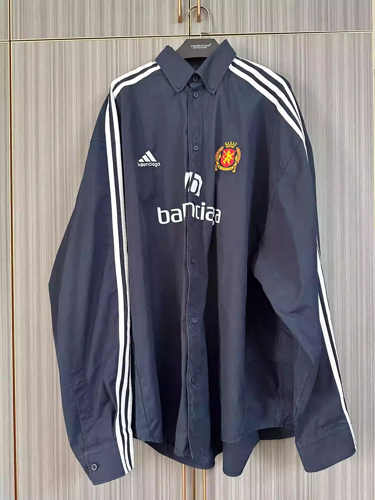 Balenciaga Balenciaga Manchester United co-branded shirts Size US M / EU 48-50 / 2 - 1 Thumbnail