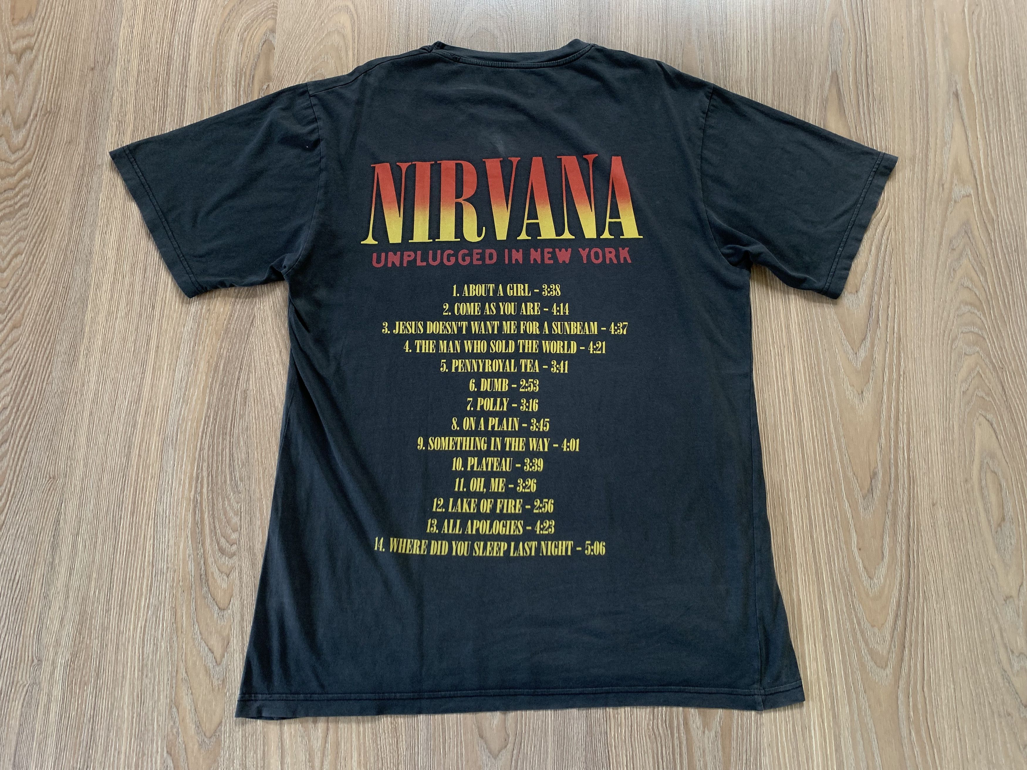 Pull & Bear Pull&Bear Nirvana Unplagged In New York Tour T Shirt Size US L / EU 52-54 / 3 - 3 Thumbnail