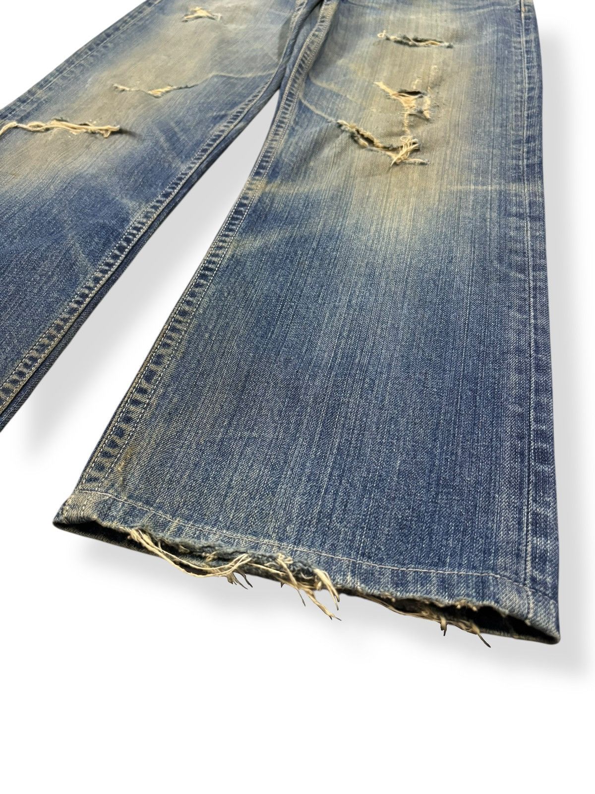 Undercover × Uniqlo Vintage 90s Uniqlo Mud Wash Loose Fit Flare Distressed Jeans Size US 31 - 8 Thumbnail