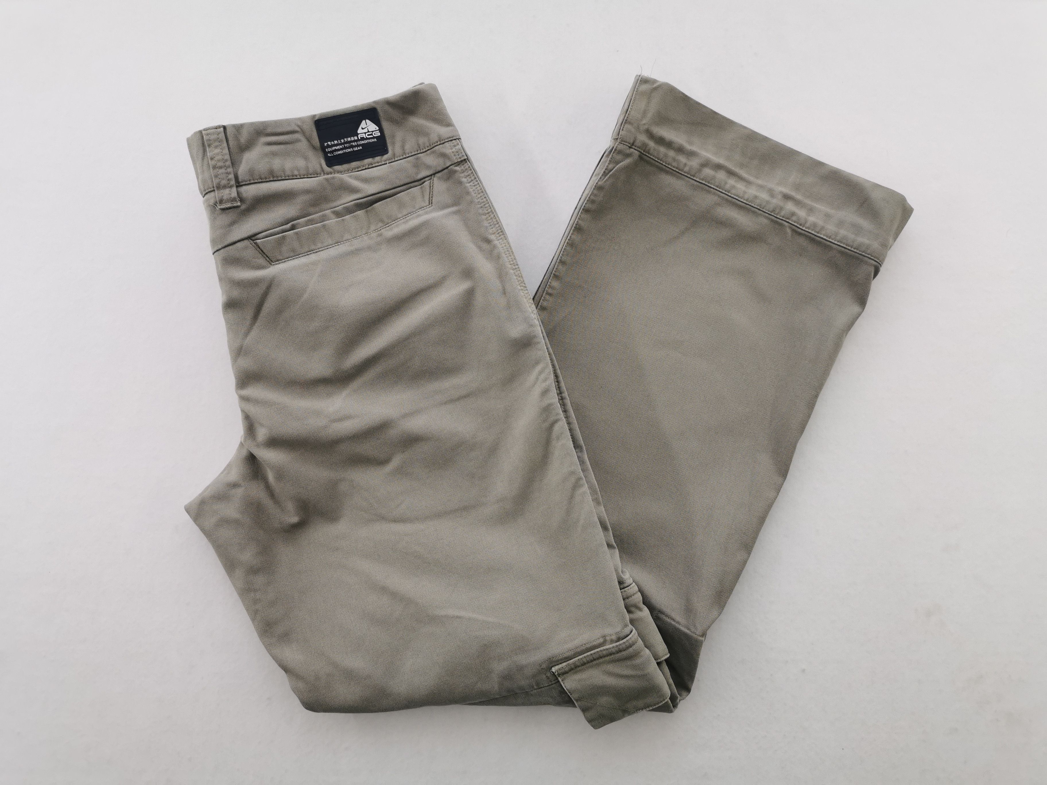 Nike ACG Vintage Nike ACG Cargo Trouser Pants Size 32 Size US 32 / EU 48 - 1 Thumbnail